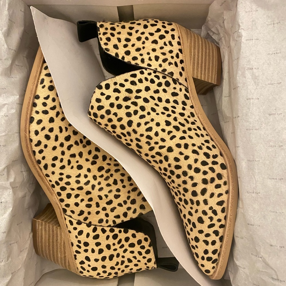 Dolce Vita Leopard Calf Hair Bootie NWT